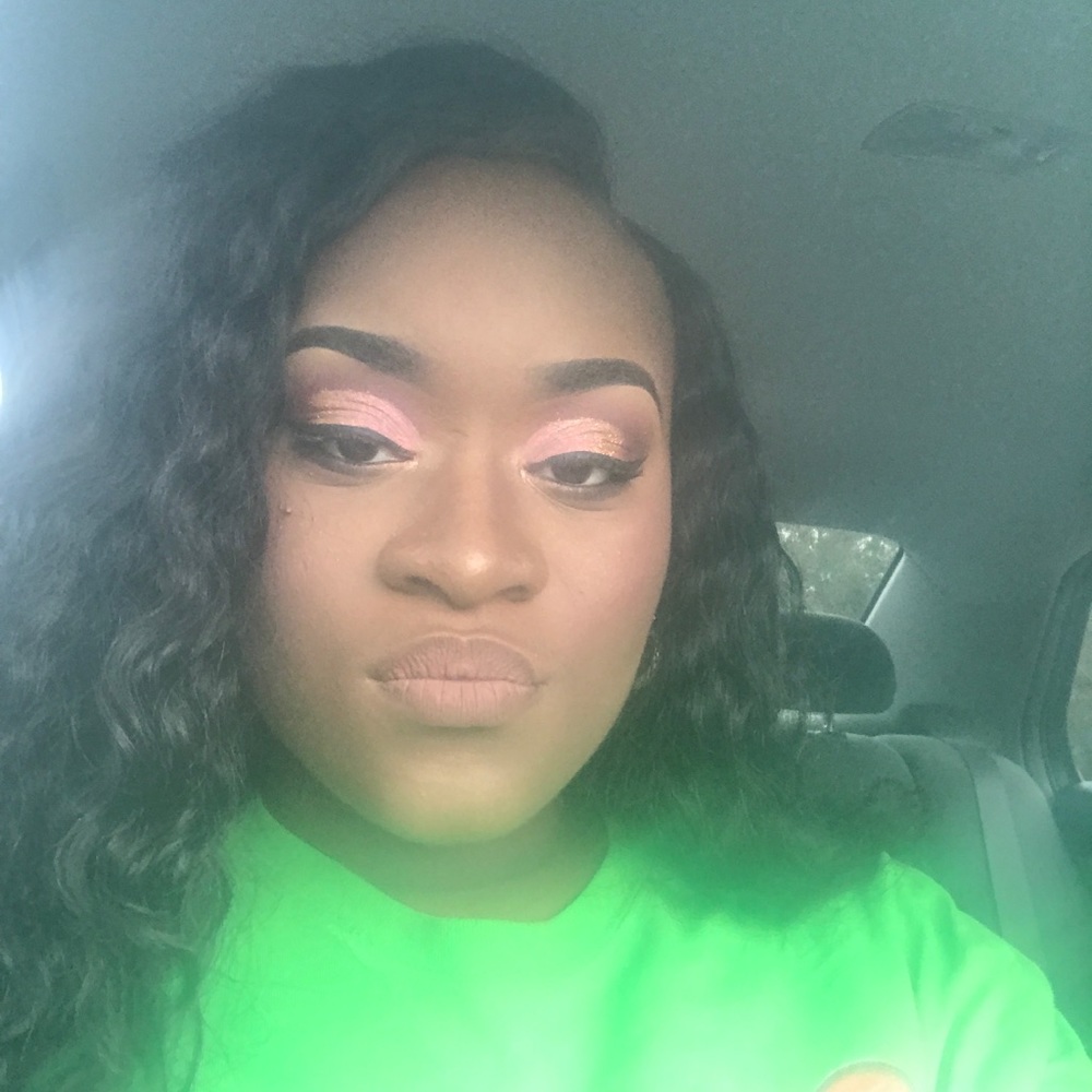 Meet your Posher, Miesha